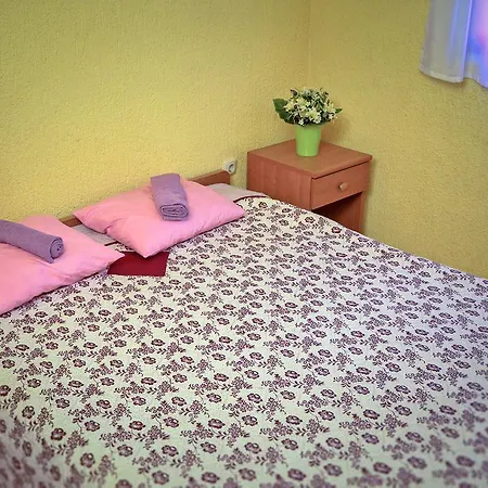 Apartment Andris *
