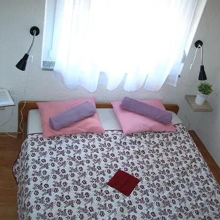 Apartment Andris *